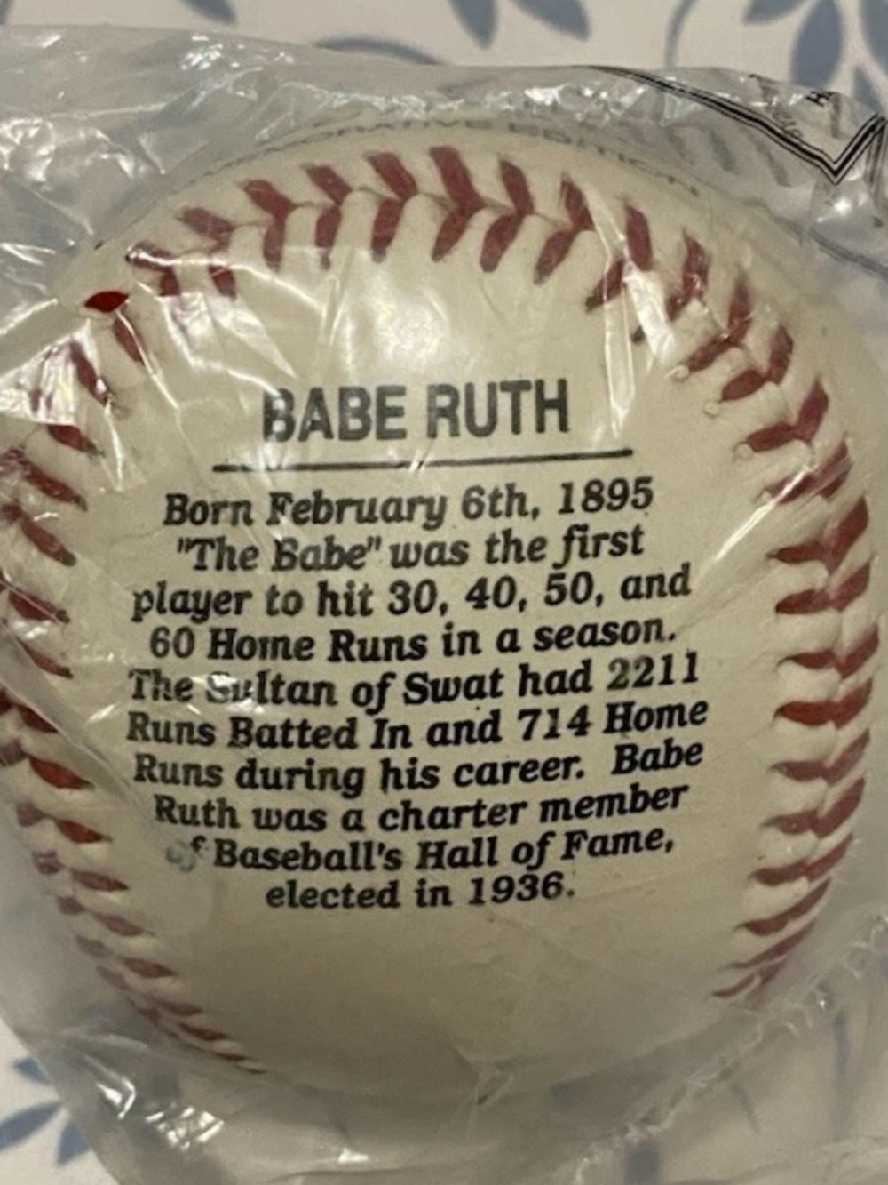 Babe Ruth commemorative baseball - Picture 2 of 3